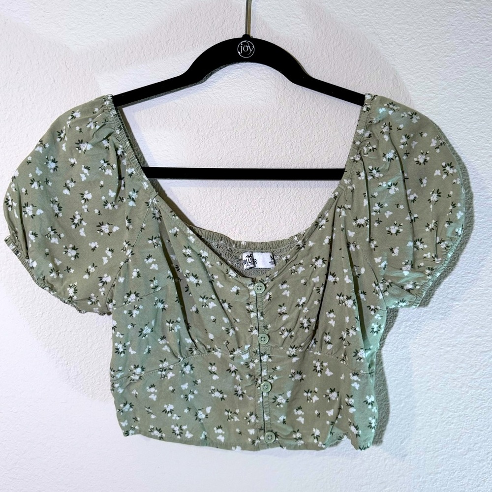 Hollister Floral Puff Sleeve Crop Top Green/Sage